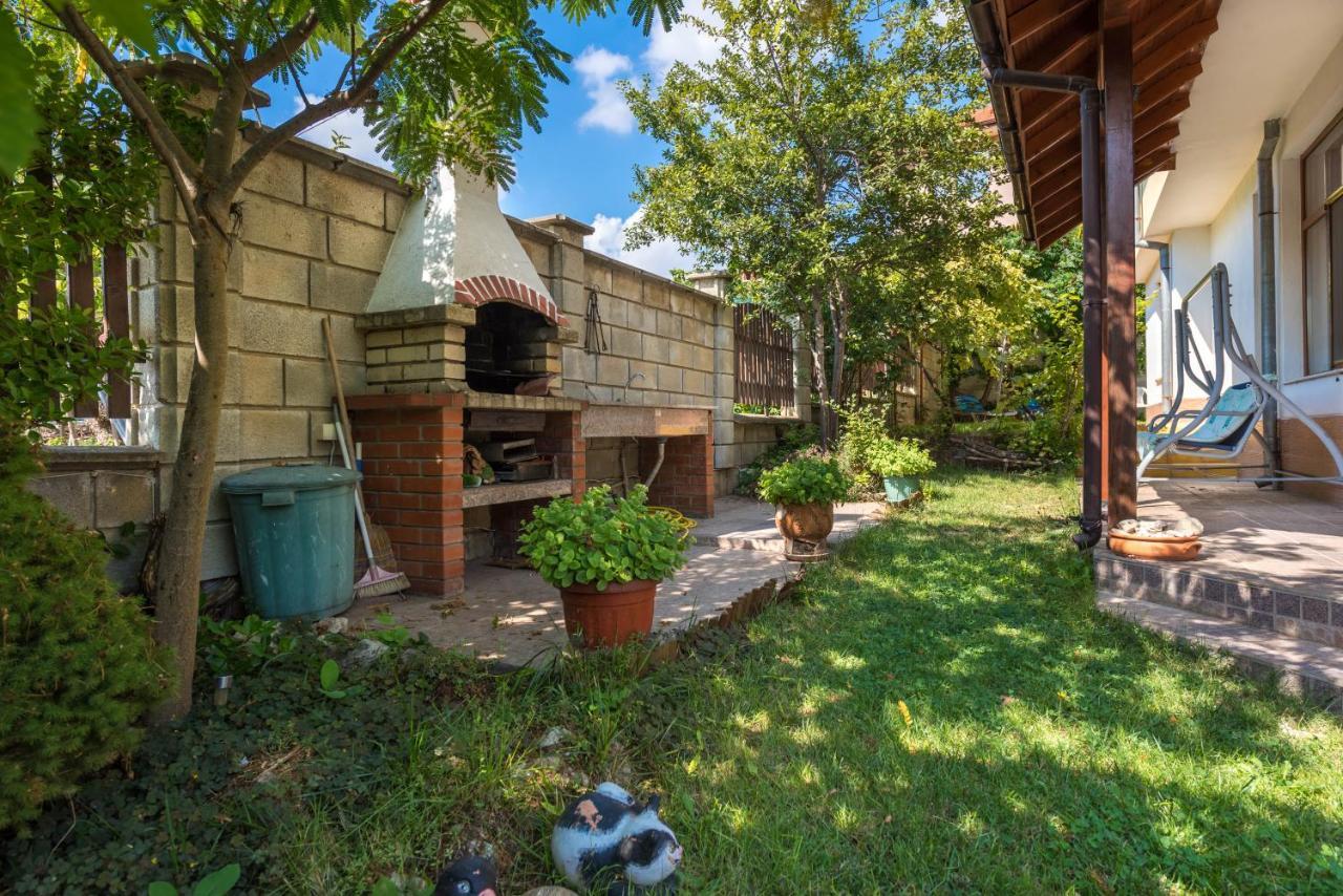Villa Adora Balchik Exterior photo
