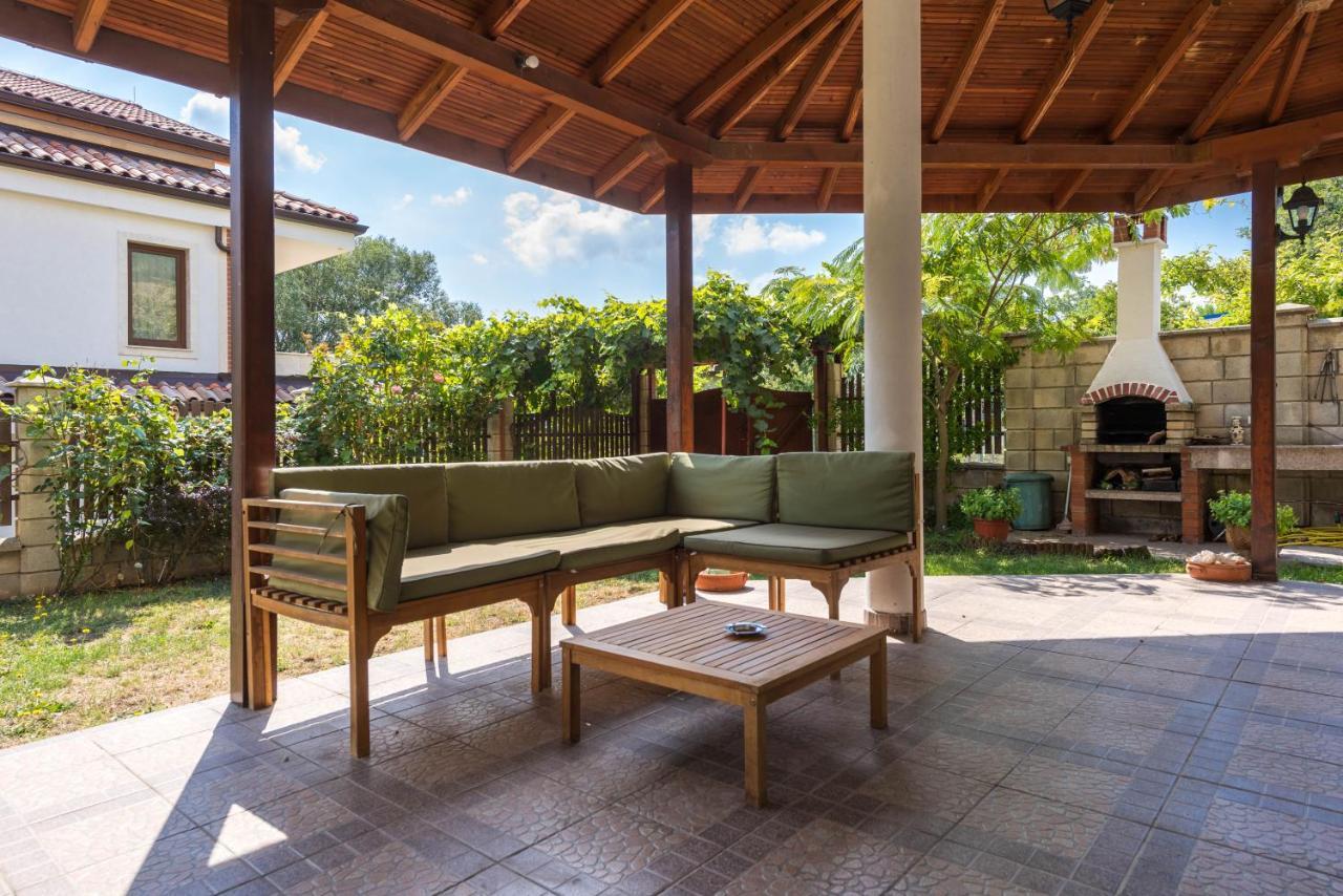 Villa Adora Balchik Exterior photo